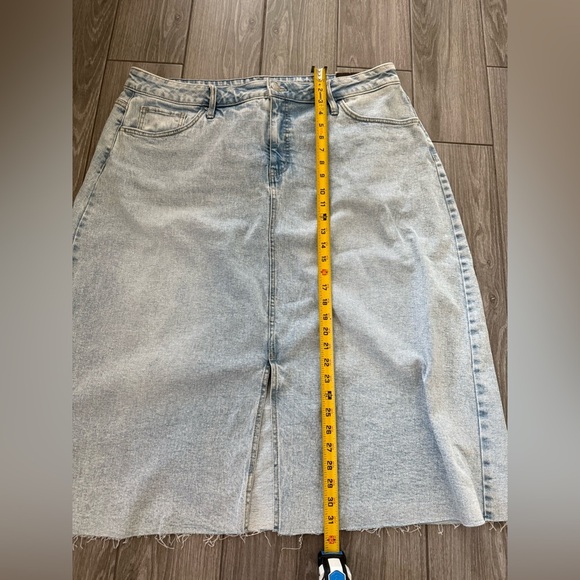 Ava & Viv|Midi A-line denim skirt,light wash,NWT•••Plus size Light Blue Skirt - Picture 14 of 15